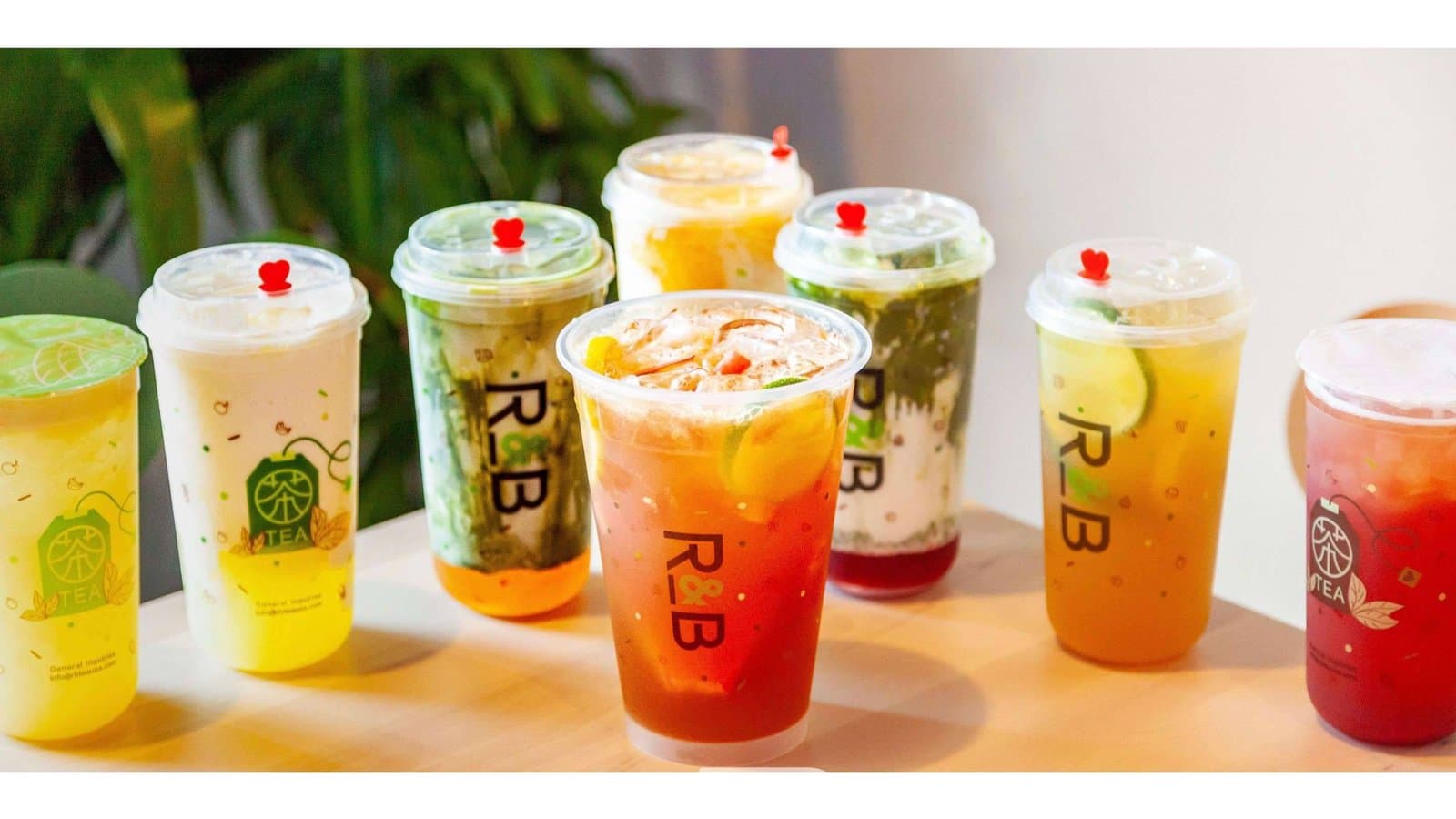 R&B Tea storefront