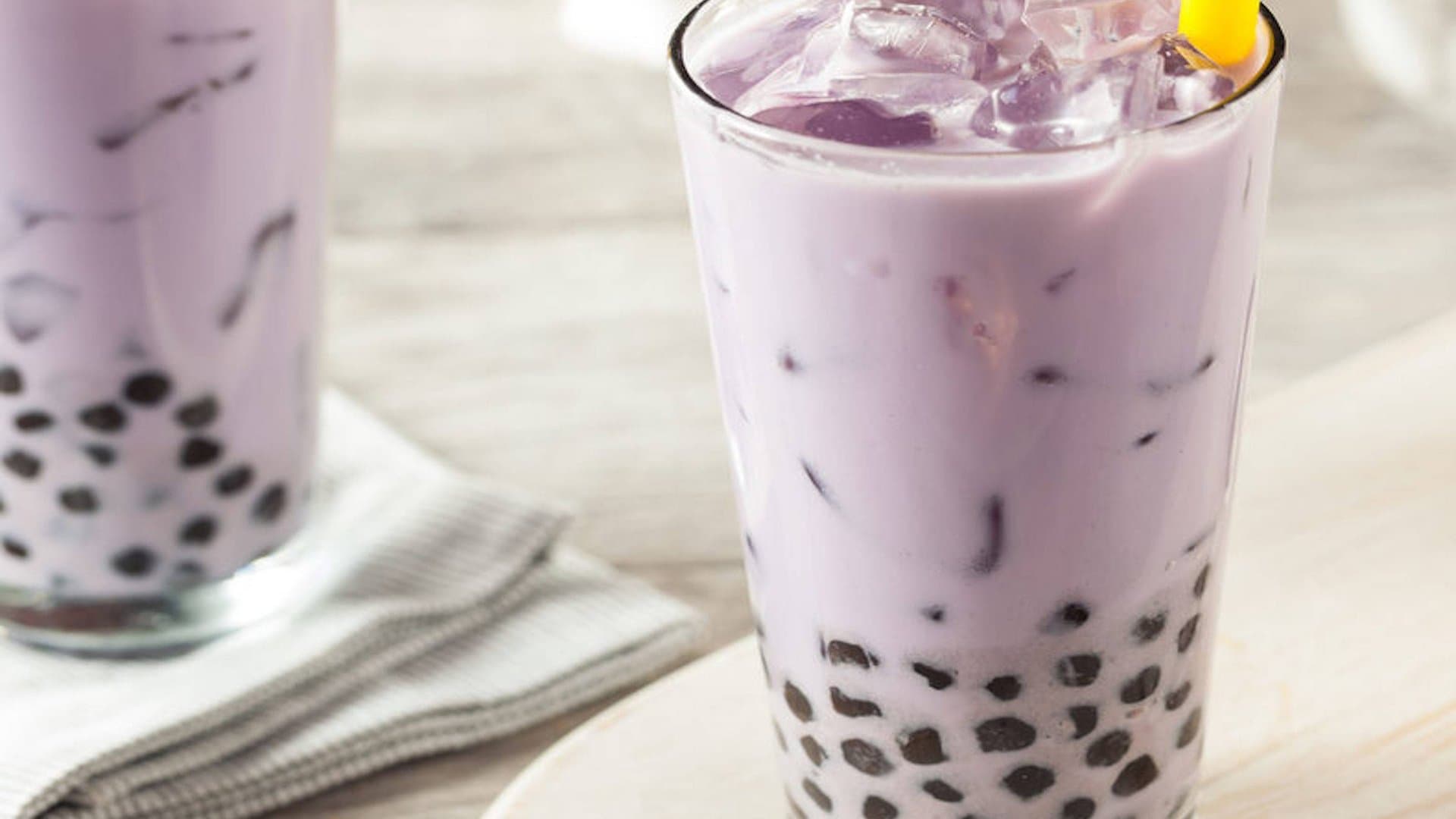 AA Bubble Tea storefront