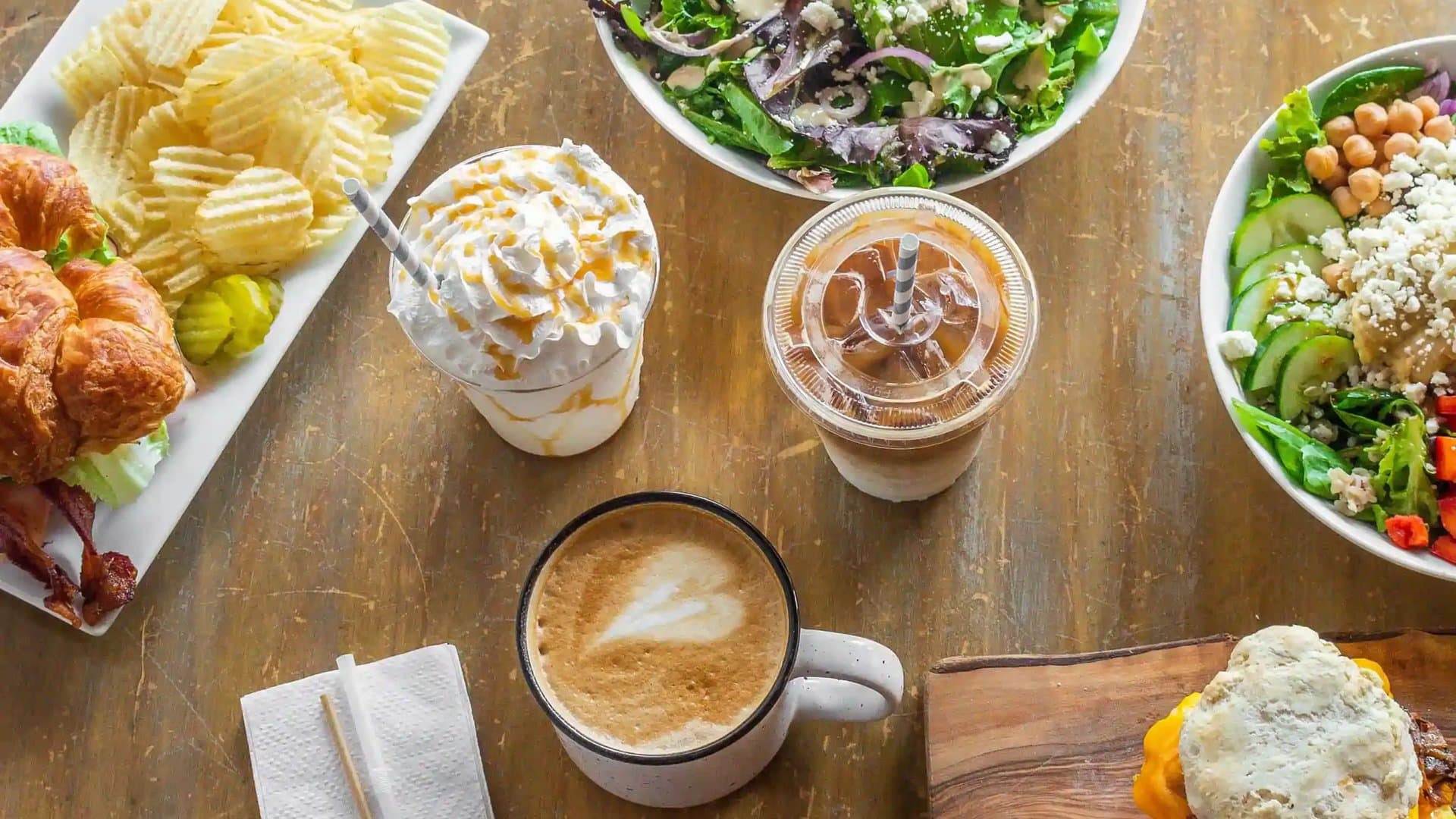 EarthGrounds Coffee + Matcha storefront